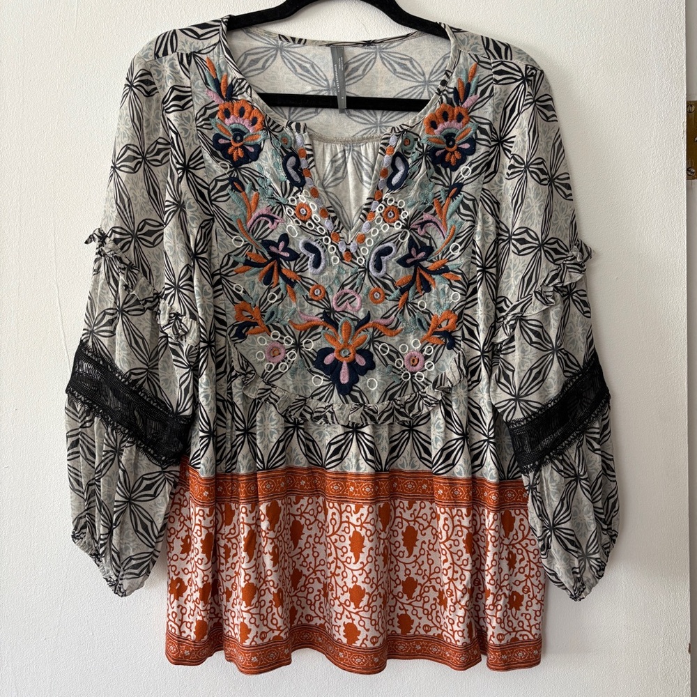 Anthropologie Terri Embroidered‎ Top Womens Size Small